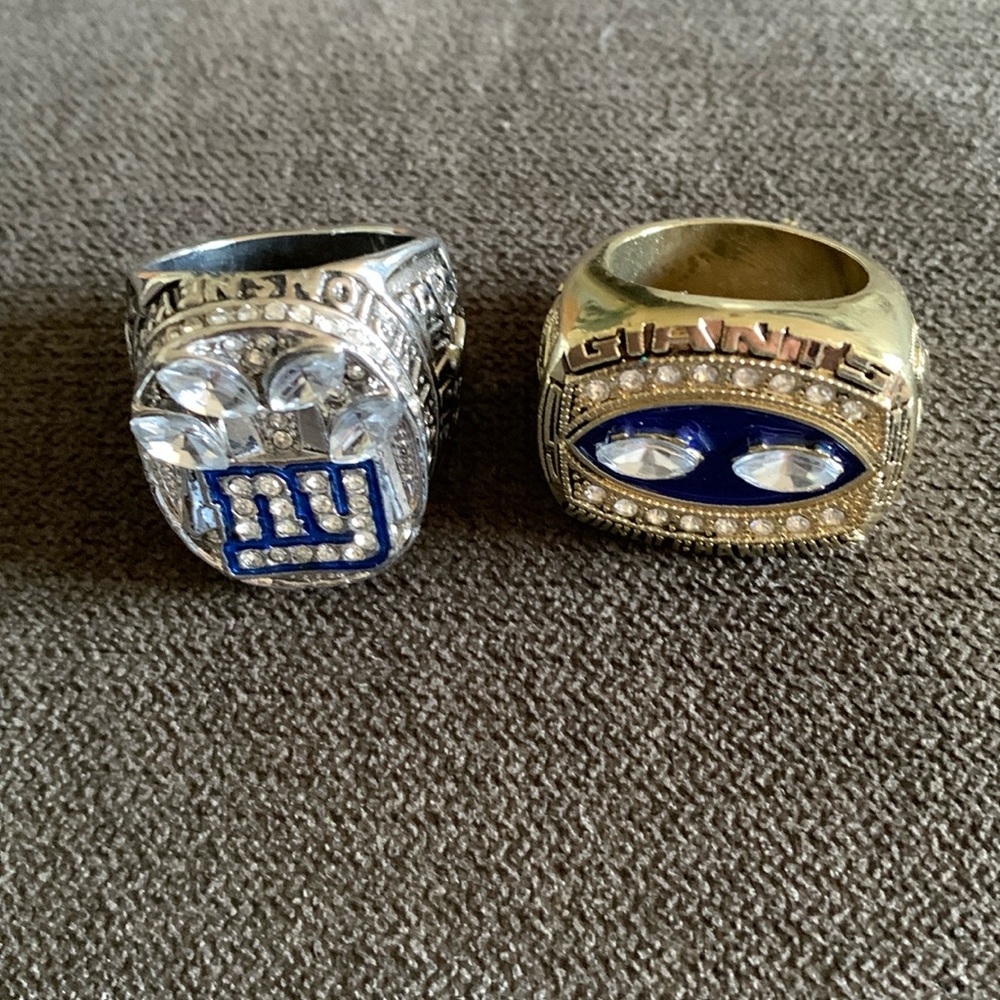 New York Giants Super Bowl replica rings nwot